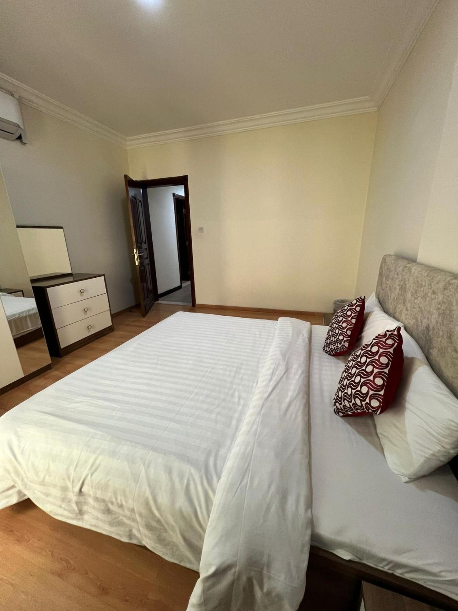 Blue Horizon Suites Manama Zewnętrze zdjęcie