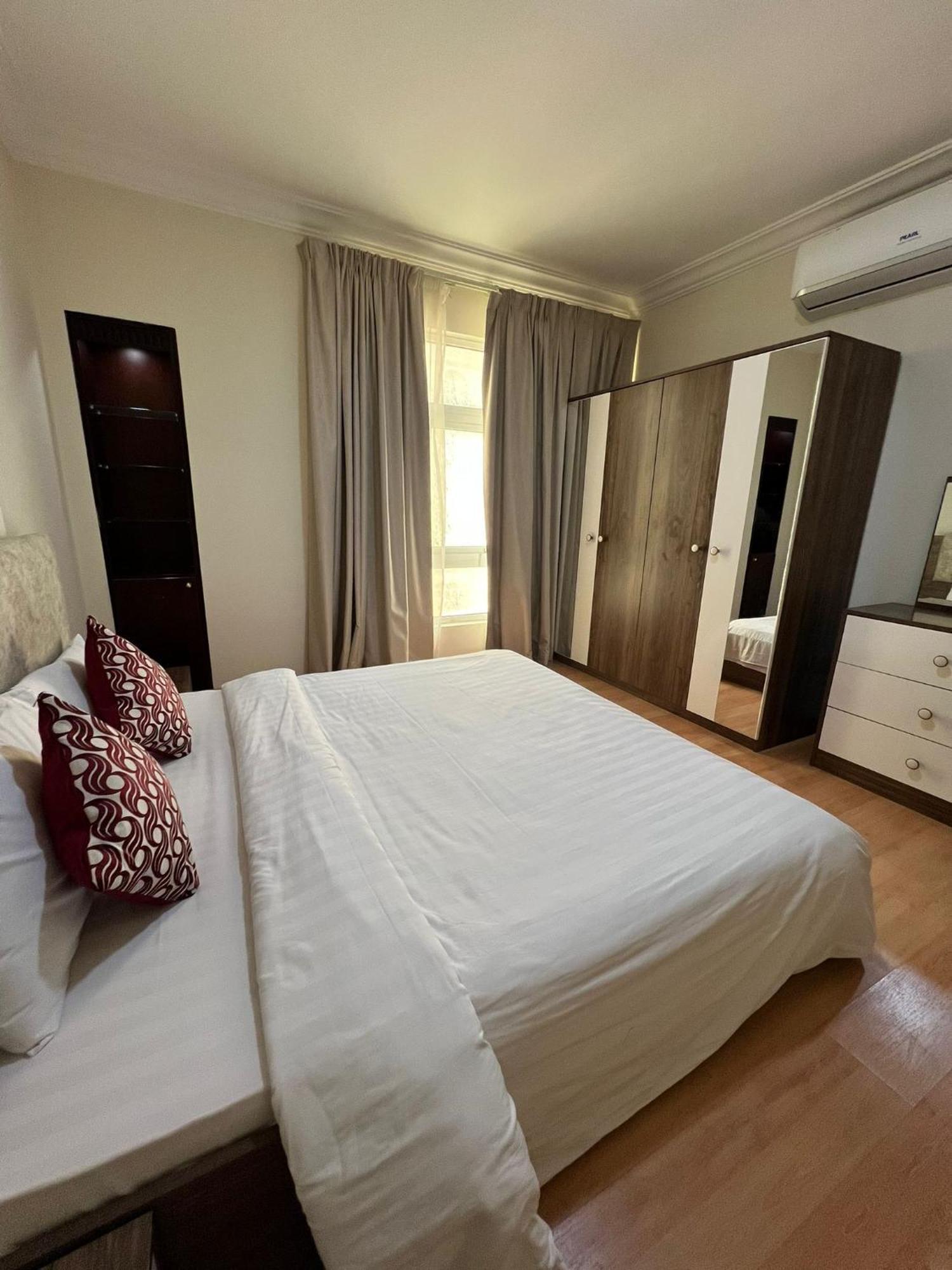 Blue Horizon Suites Manama Zewnętrze zdjęcie