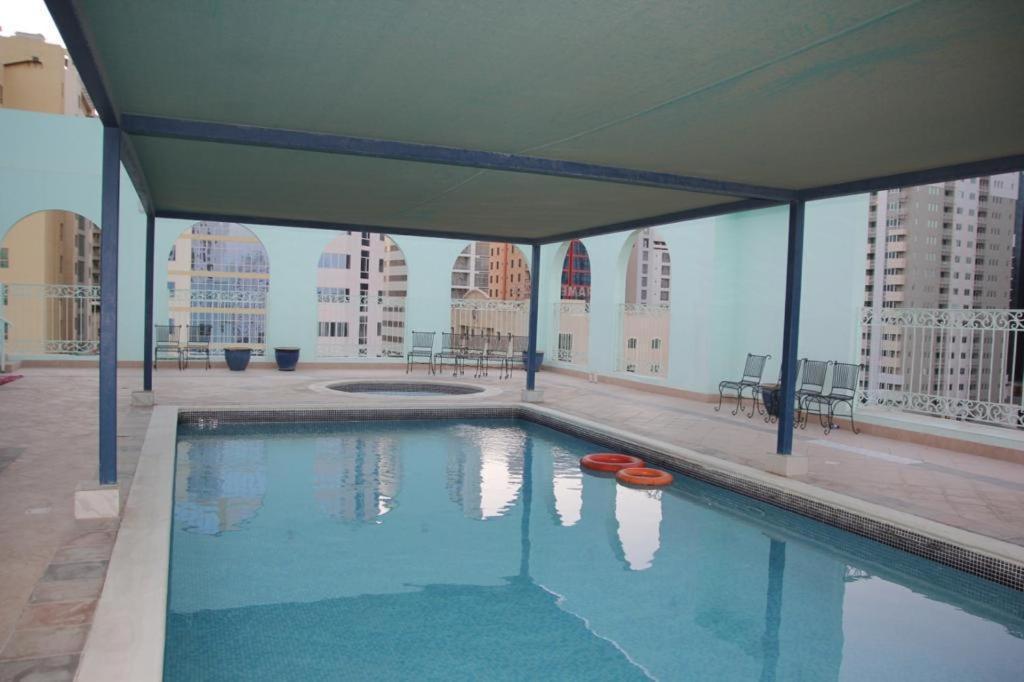 Blue Horizon Suites Manama Zewnętrze zdjęcie